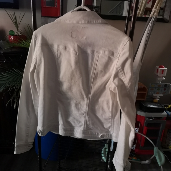 Guess denim white jacket - Picture 2 of 4